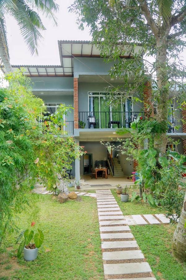 Kurulu Garden Hotel Ahungalla Exterior photo