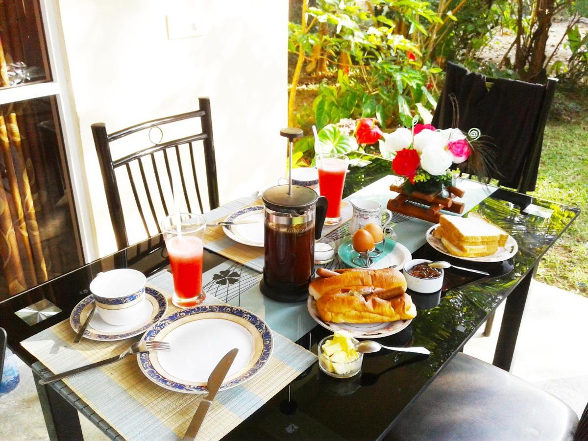 Kurulu Garden Hotel Ahungalla Exterior photo